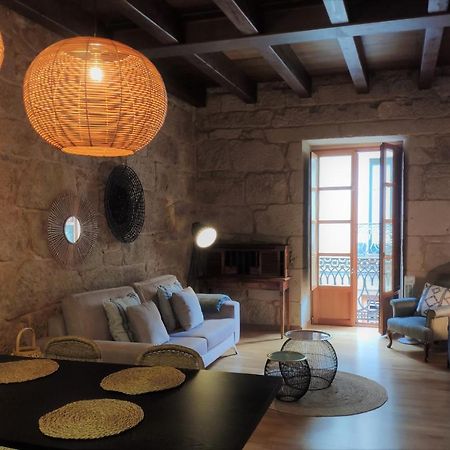 Exclusivo Apartamento En Edificio Historico ปอนเตเบดรา ภายนอก รูปภาพ