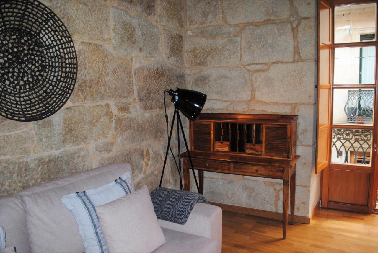 Exclusivo Apartamento En Edificio Historico ปอนเตเบดรา ภายนอก รูปภาพ